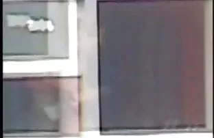 XXX MILF ngetot sek mengisap seorang anggota gila dan berhubungan seks dengannya