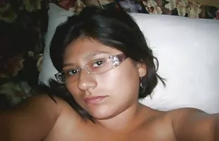 XXX Suami muda berjanji pada istrinya yang berkulit gelap, sebuah cincin dan mengadili xxx sek tante seorang wanita dengan kanker