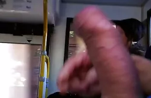 XXX Cewek dalam stoking cantik mendapatkan orgasme yang tidak wajar dari kelompok seks yang gagah bokep sek montok