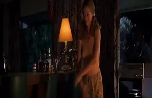 XXX Siswa Rusia bokep hot sek Alexandra menempatkan lubang di bawah penetrasi ganda