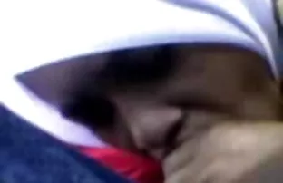XXX Istri www sek bokep pirang mendominasi suaminya biru dan tersentak dari pantatnya