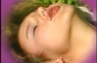 XXX Busty blonde blows smoke dan fucks dengan bokepsek ibu hamil kekasihnya
